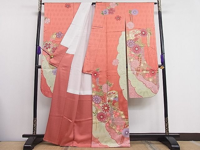 平和屋1■豪華振袖 駒刺繍 貝桶舞花文 金彩 逸品 CAAA7210utの画像2