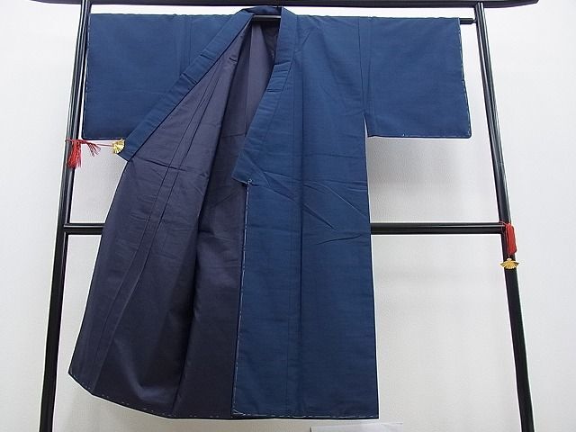 平和屋野田店■男性　紬　色無地　藍鉄色　逸品　未使用　n-kg6362_画像2