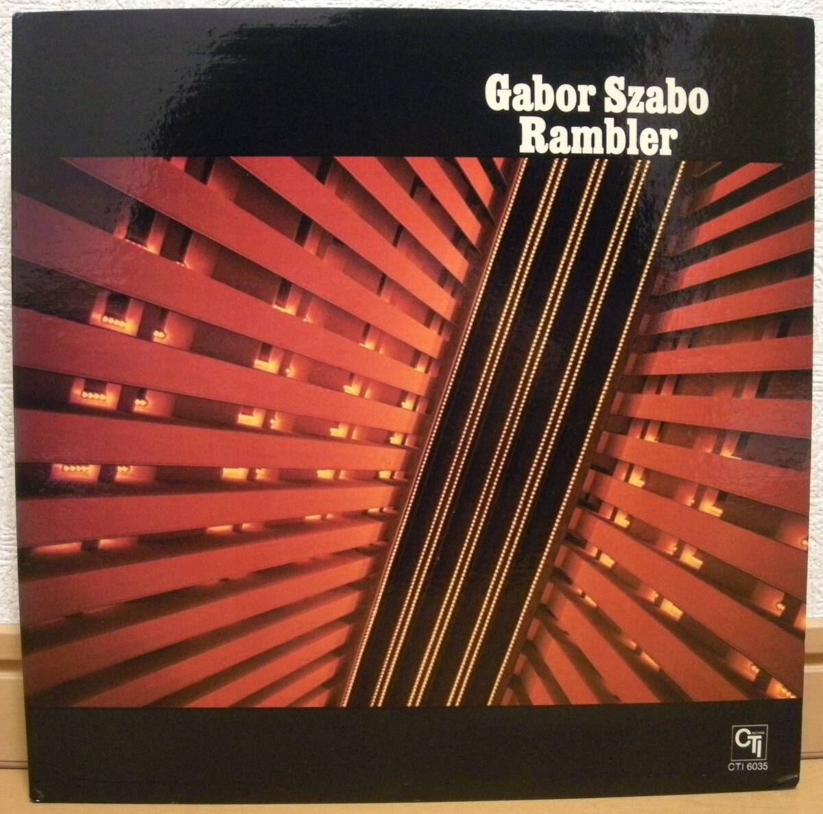 ガボール・ザボ【1974年 US盤 ORIG LP】GABOR SZABO Rambler | CTI Records CTI 6035 (VAN GELDER刻印 / オリジナル / ジャズギター_画像1