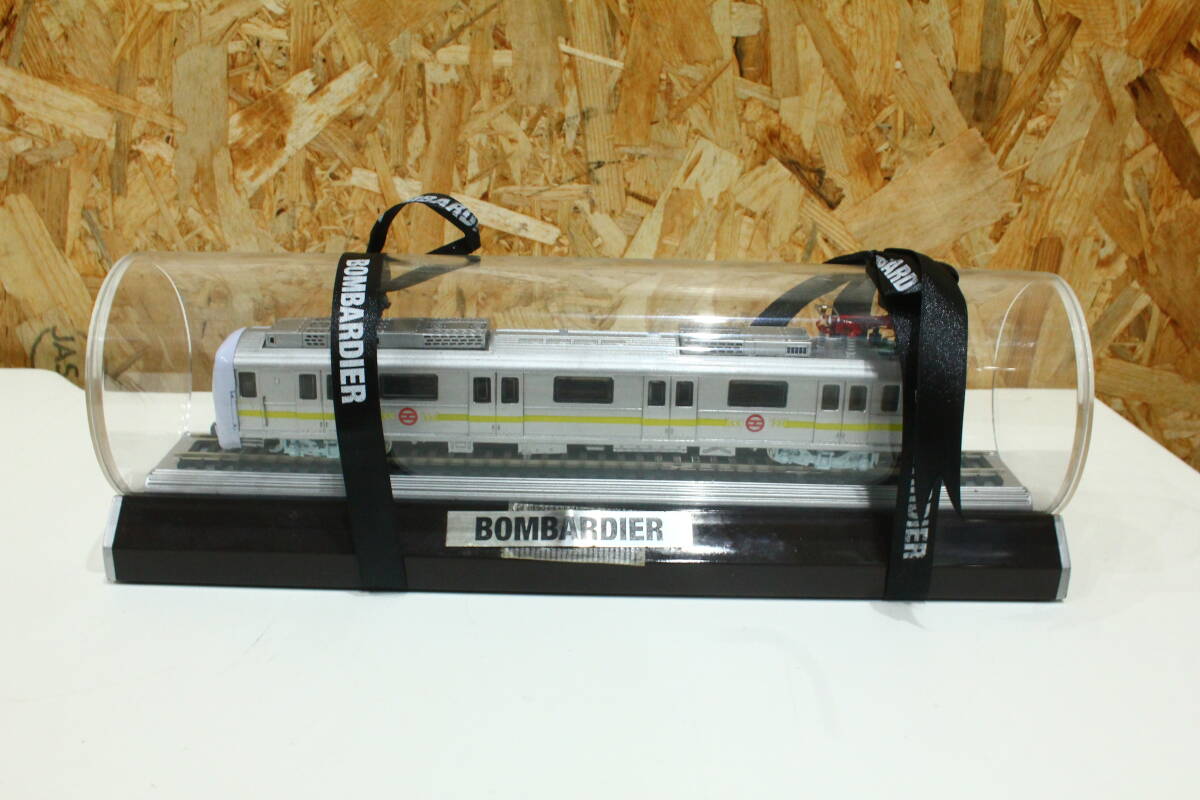 TH02331　BOMBARDIER　鉄道模型　現状品_画像1