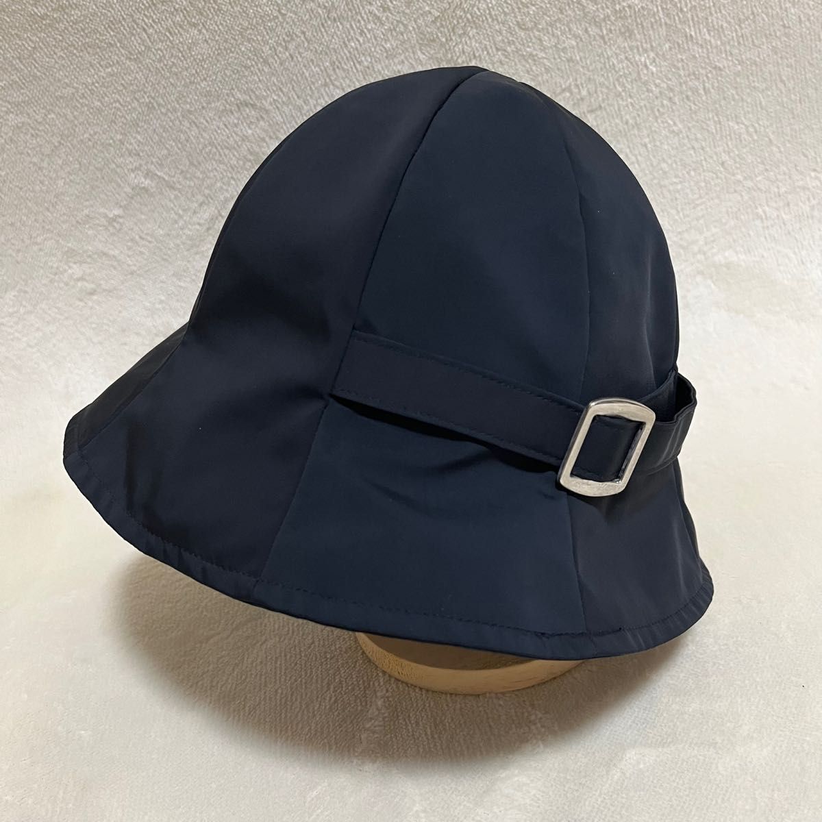 Indietro Association 8P Tulip hat