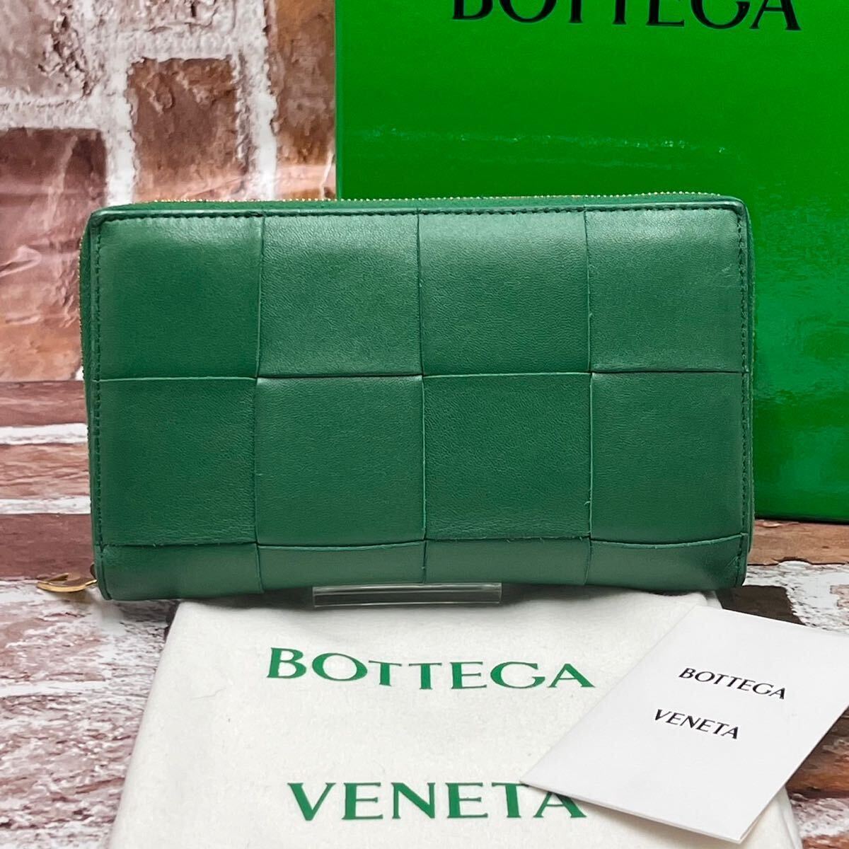 『美品 現行モデル』BOTTEGA VENETA ボッテガヴェネタ 長財布 カセット ラウンドファスナー レザー ジップアラウンド パラキュート メンズの画像3