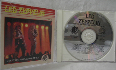 CD:　懐かし　LED Zeppelin「LIVE AT LOS　ANGELES FORUM 1970」LIVEアルバム,1枚全15曲中古美品R060331_画像1