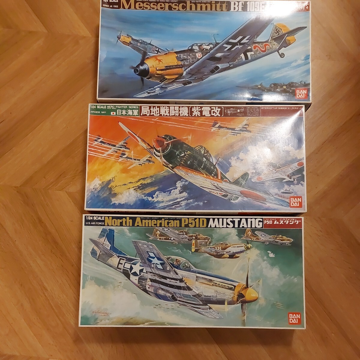 BANDAI メッサーシュミットbf109e4 ノースアメリカンp51dムスタング 局地戦闘機紫電改 セット_画像1