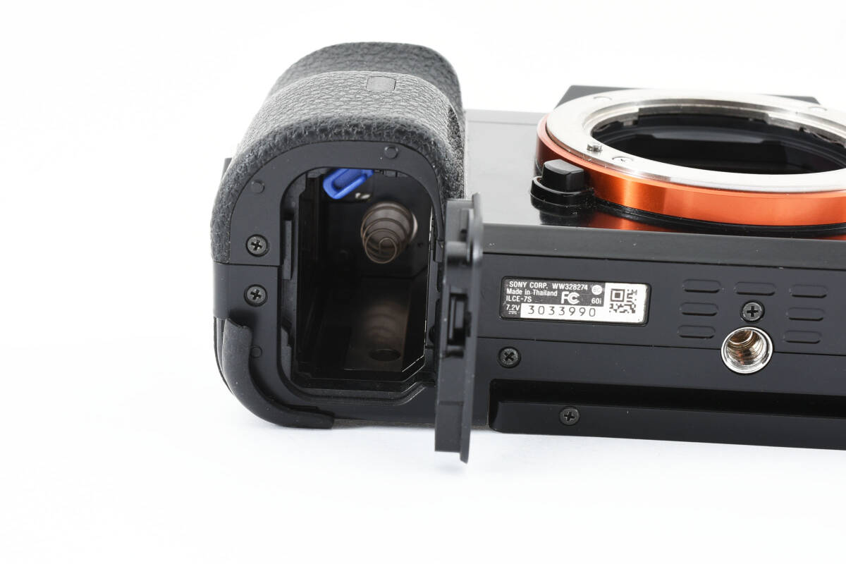 Yahoo!オークション - SONY α7S ILCE-7S ボディ #3966 Yahoo!オークション - SONY α7S ILCE-7S ボディ #3966