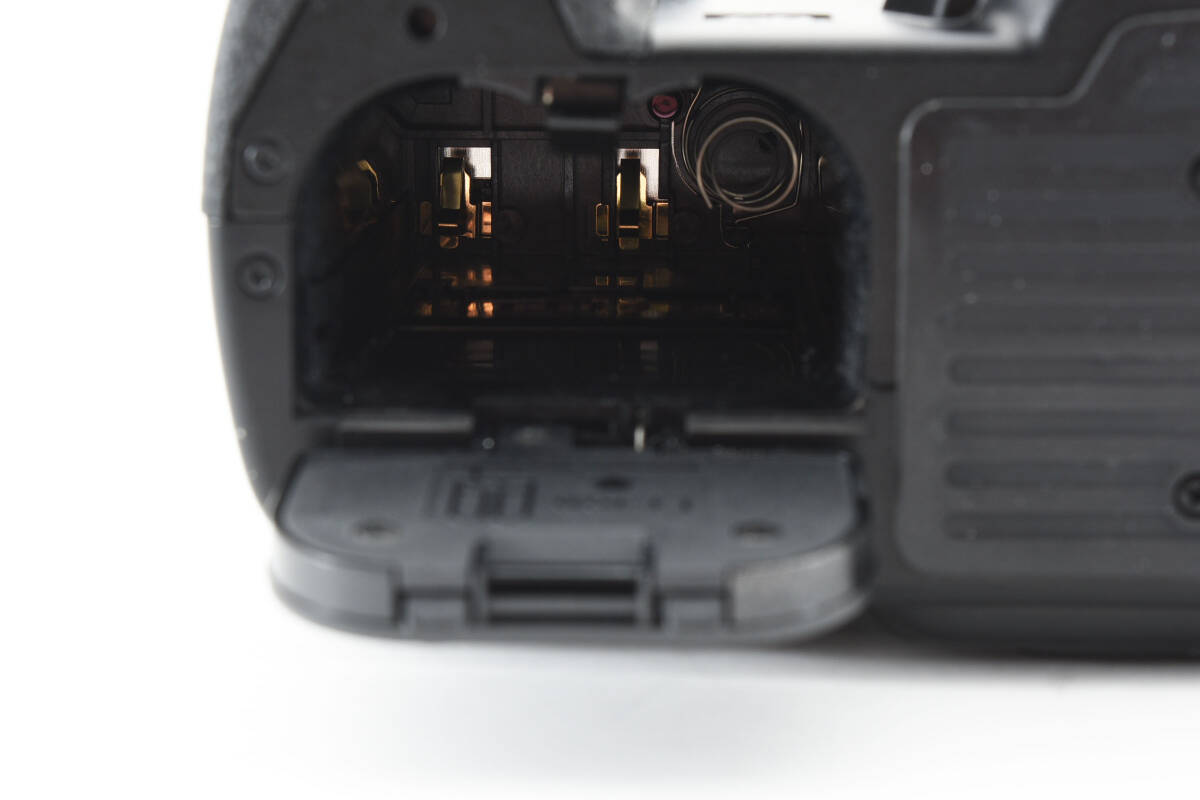 Yahoo!オークション - 【動作OK】 KONICA MINOLTA α-7 DIGITAL Yahoo!オークション - 【動作OK】 KONICA MINOLTA α-7 DIGITAL
