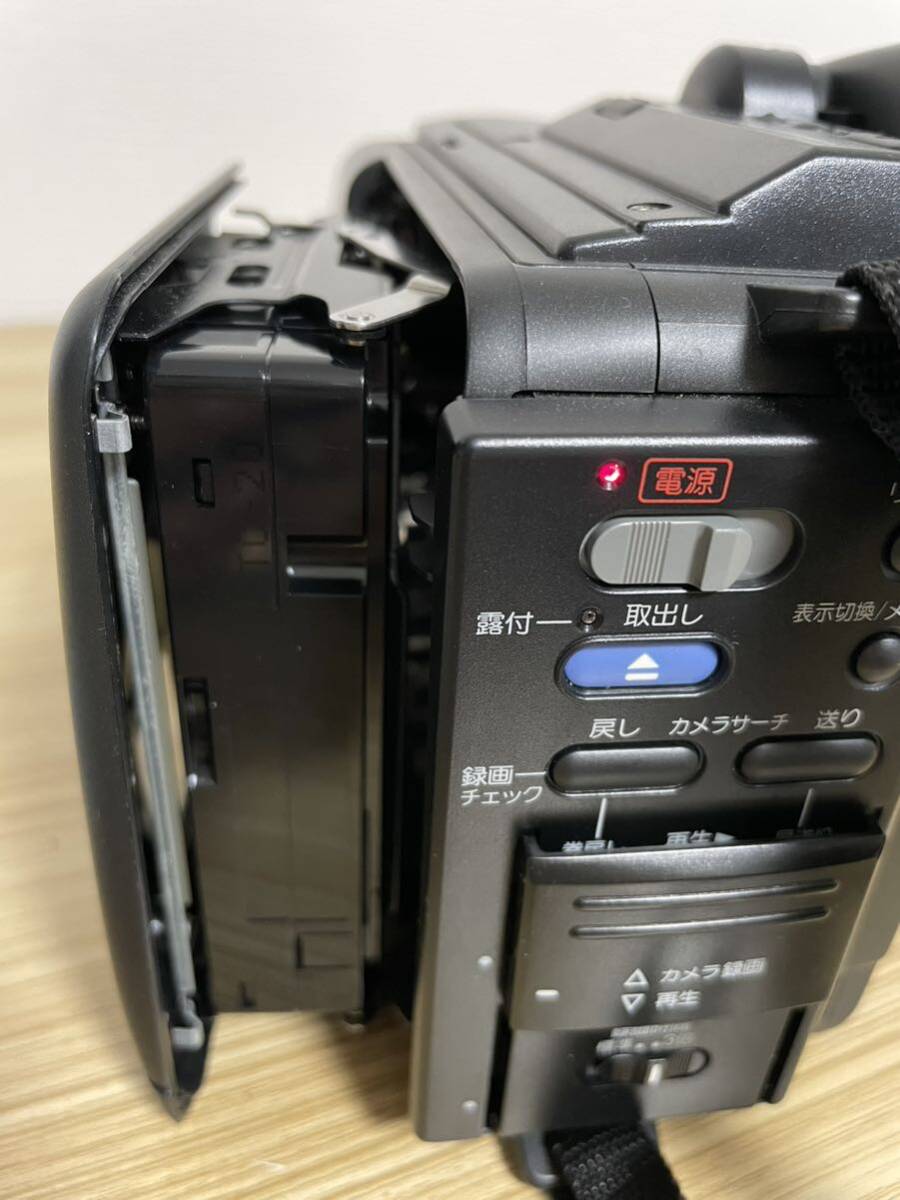 ビデオカメラ Panasonic パナソニック マックロードムービー NV-M70 VW-TCA7 VW-AMC5 VW-BCC1 箱付き 説明書付き 通電確認済みの画像5