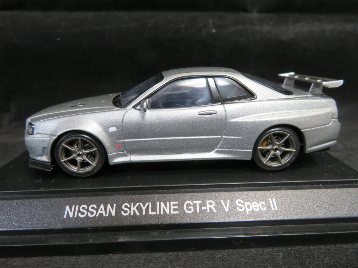 1/43　ニッサン　スカイライン　GT-R（R34）　V-Spec　Ⅱ　シルバー_画像1