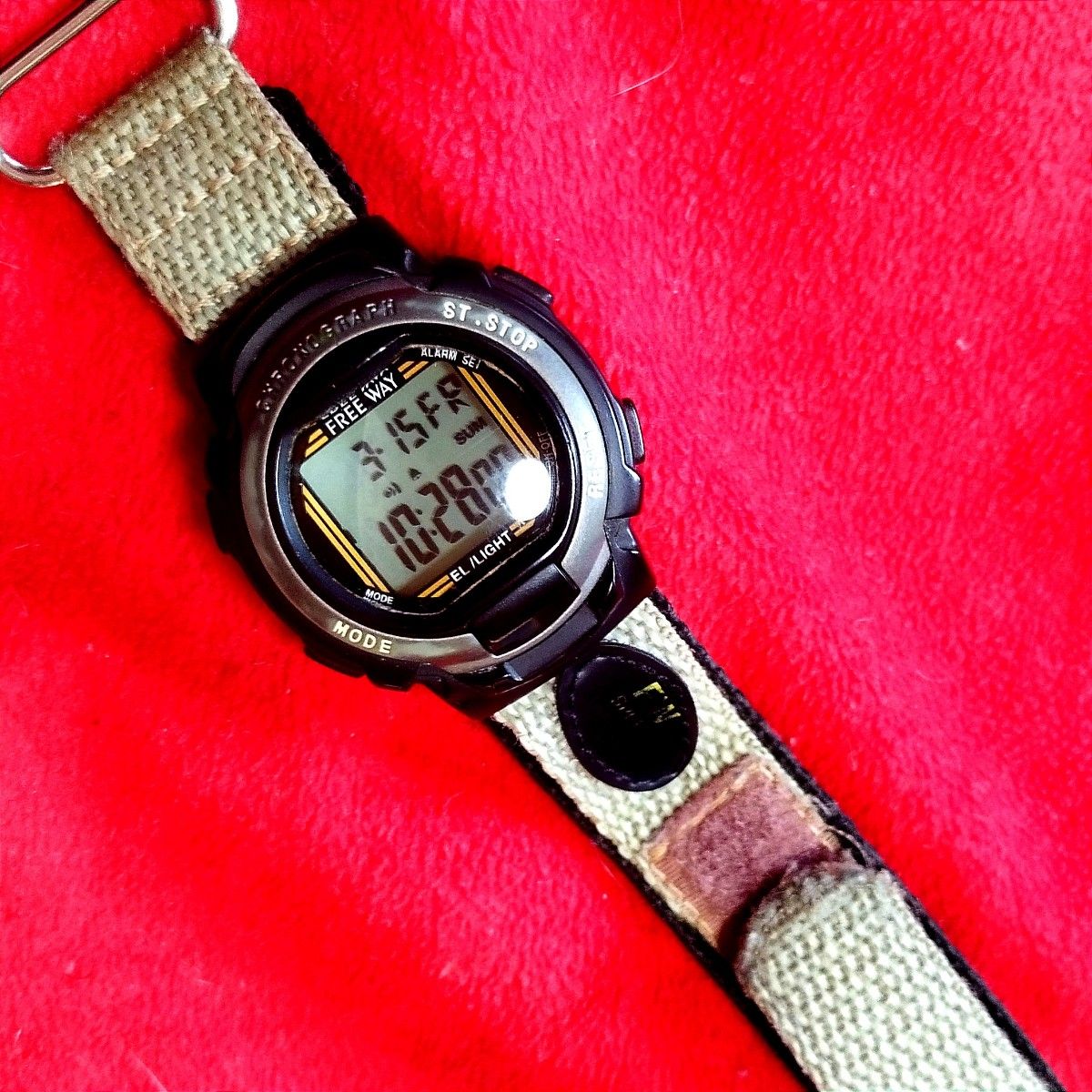 シチズン FREEWAY アラームクロノグラフ  デジタル ELバックライトCITIZEN 稼働品 デジタル 腕時計