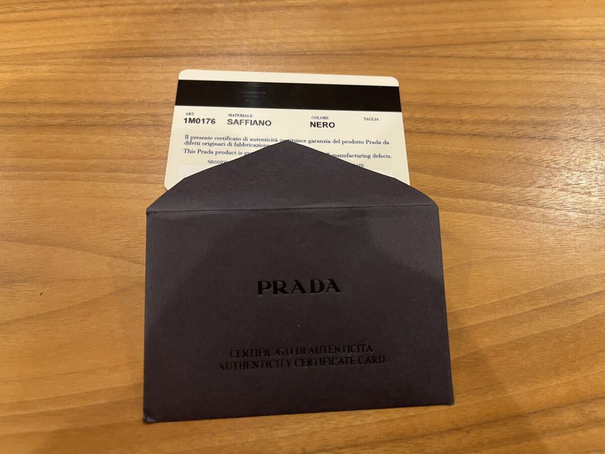 PRADA プラダ サフィアーノ 黒 （イミテーションかも？）の画像4