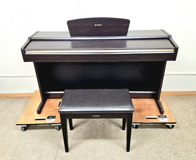 ★直接引取り限定★ YAMAHA ヤマハ デジタルピアノ YDP-123 椅子付き シンプル機能 練習 演奏 習い事 趣味 2005年製