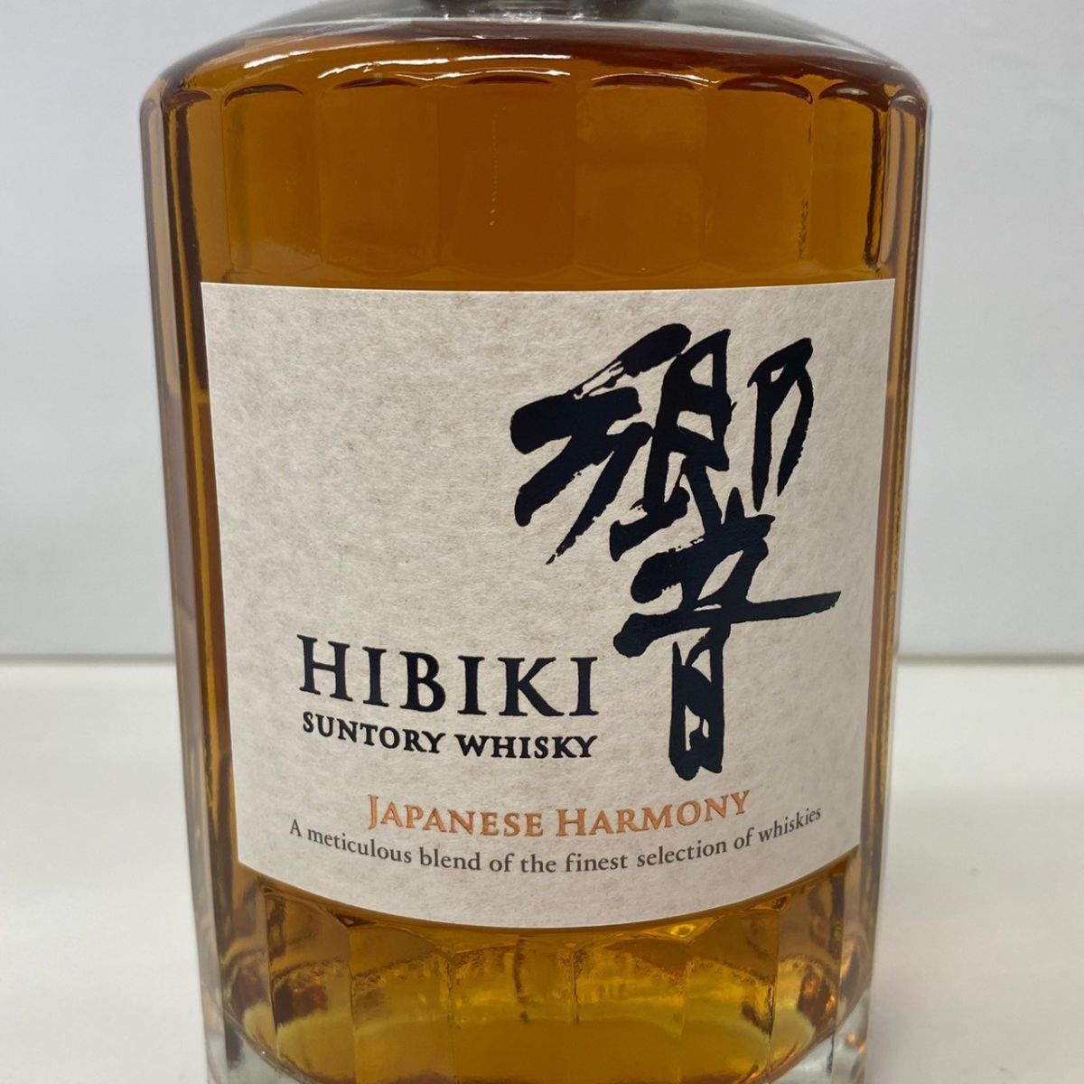 U303-K44-3734 SUNTORY WHISKY サントリー ウイスキー HIBIKI 響 ジャパニーズハーモニー 700ml 43% 国産 古酒 箱付き 未開栓 ④_画像5