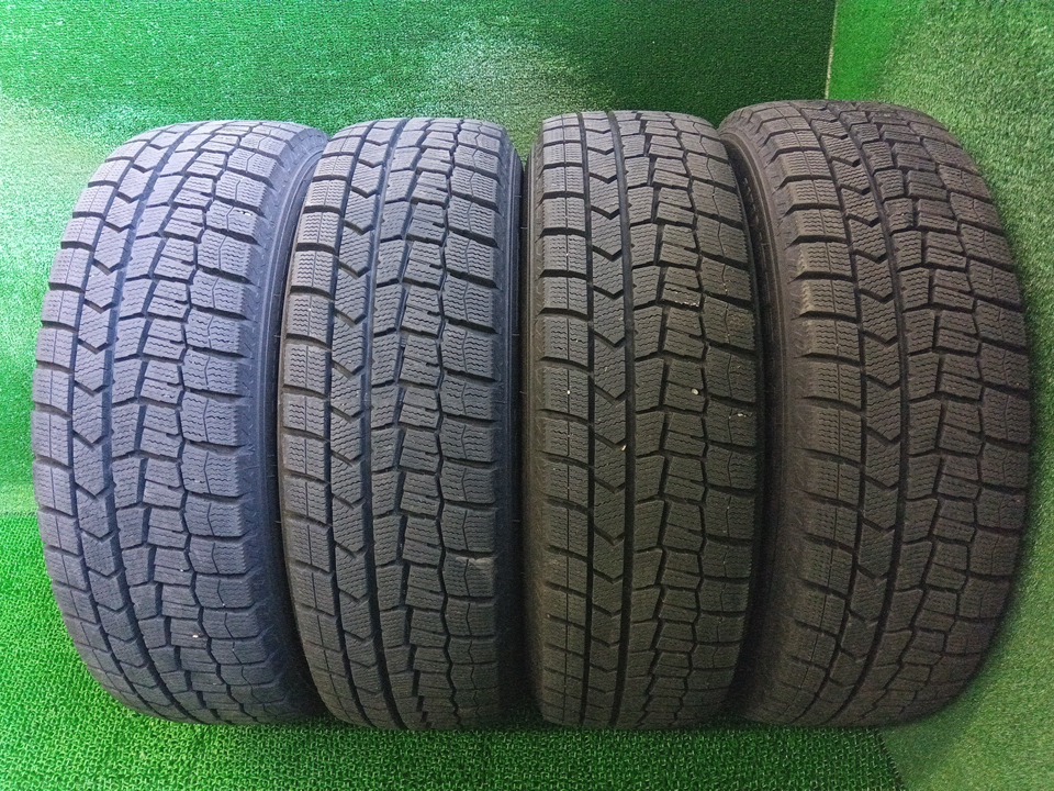 ダンロップ WM02 175/65R15 23年製!! 社外 Weds 15×5.5J 4H/100 アクア等 溝有スタッドレス付4本 中古 売切!!_画像5