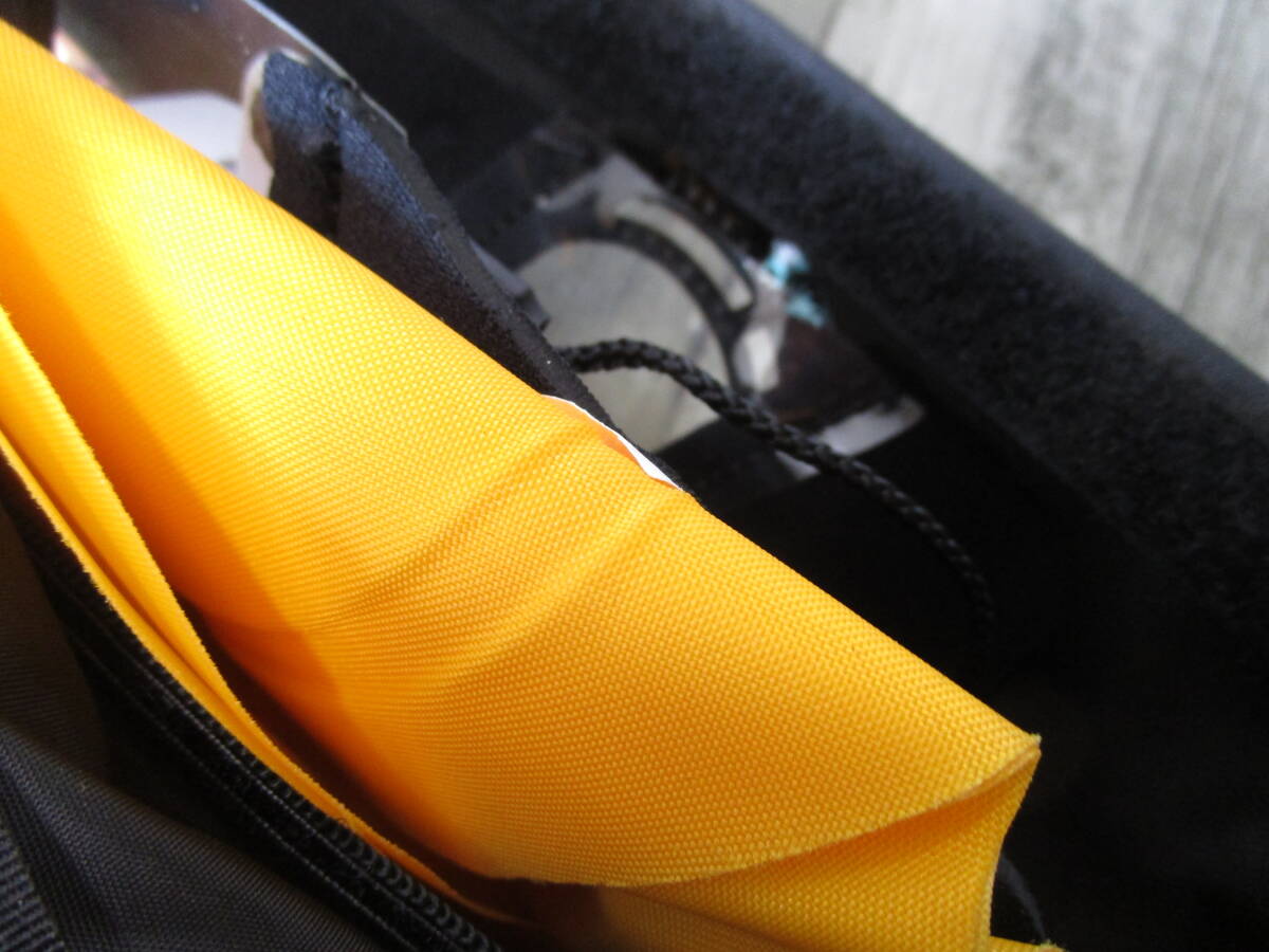 ブルーストーム BLUESTORM 救命胴衣 ライフジャケット 自動膨張式  ブラック 現状品 （FLAWEの画像8