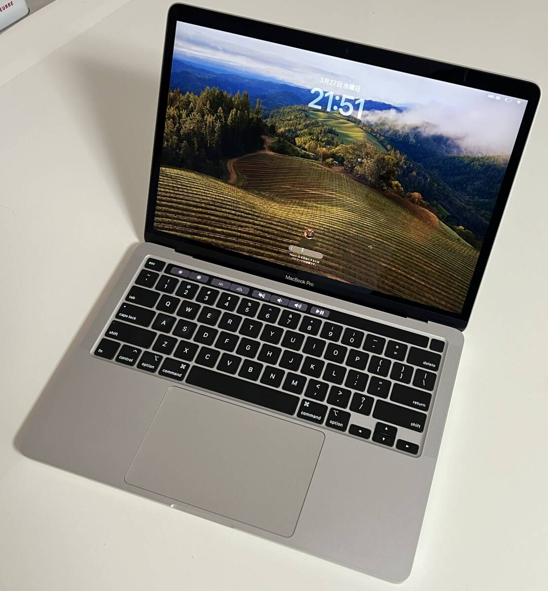 MacBook Pro 2020モデル A2251 13インチ CPU-i5 2.0GHz 16GBメモリ SSD1TB ストレージ USキーボードの画像2