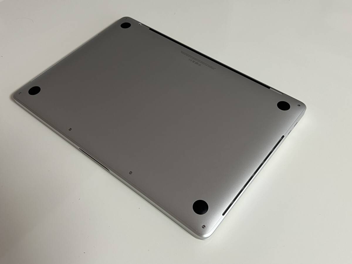 MacBook Pro 2020モデル A2251 13インチ CPU-i5 2.0GHz 16GBメモリ SSD1TB ストレージ USキーボードの画像4