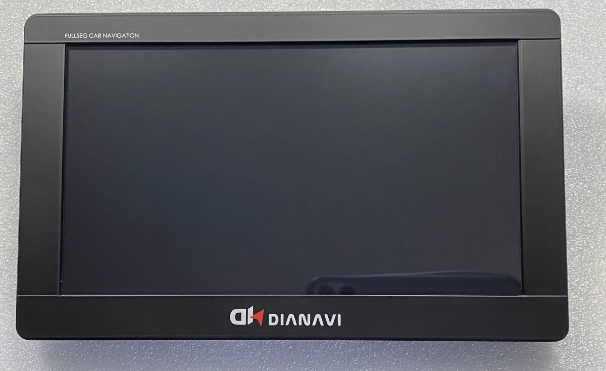 フィルムアンテナ付き　7インチフルセグTV ナビ　DNK-77F　2017年地図　12-24V対応　中古品。_画像2