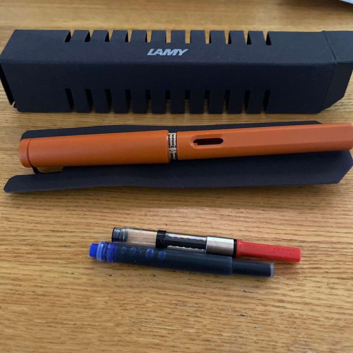 ラミー 万年筆 サファリ　LAMY  LAMY safari ＥＦ 万年筆 パイロット ボールペン 筆記用具 プラチナ パーカー 