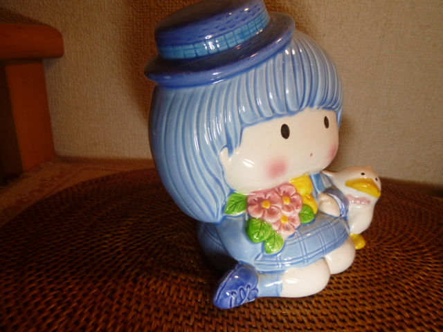 帽子の似合う可愛い女の子の貯金箱 陶器製 新品同様・展示品の画像8