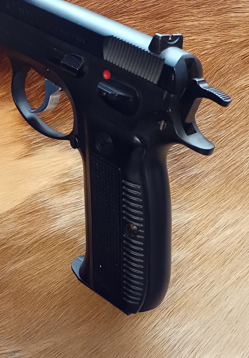 CZ75 ガスブローバック チェコスロバキア MGC?_画像6