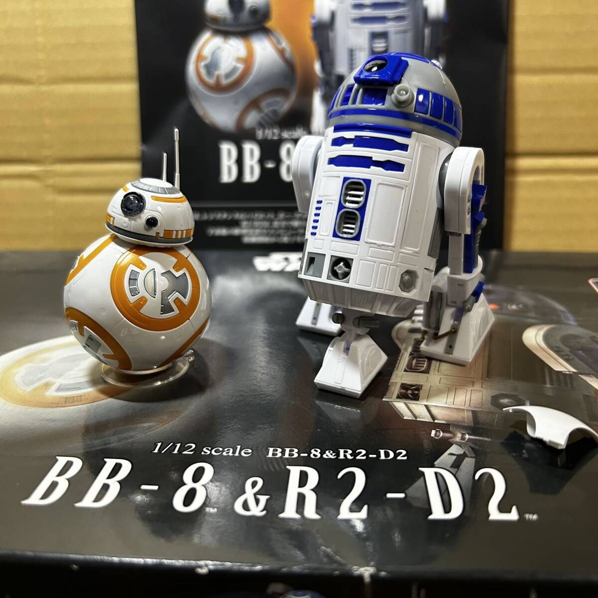 バンダイ BANDAI スターウォーズ BB-8 & R2-D2 1/12スケール プラモデル 組立完成品 STAR WARS BB-8 & R2-D2 元箱 組立説明書付きの画像1