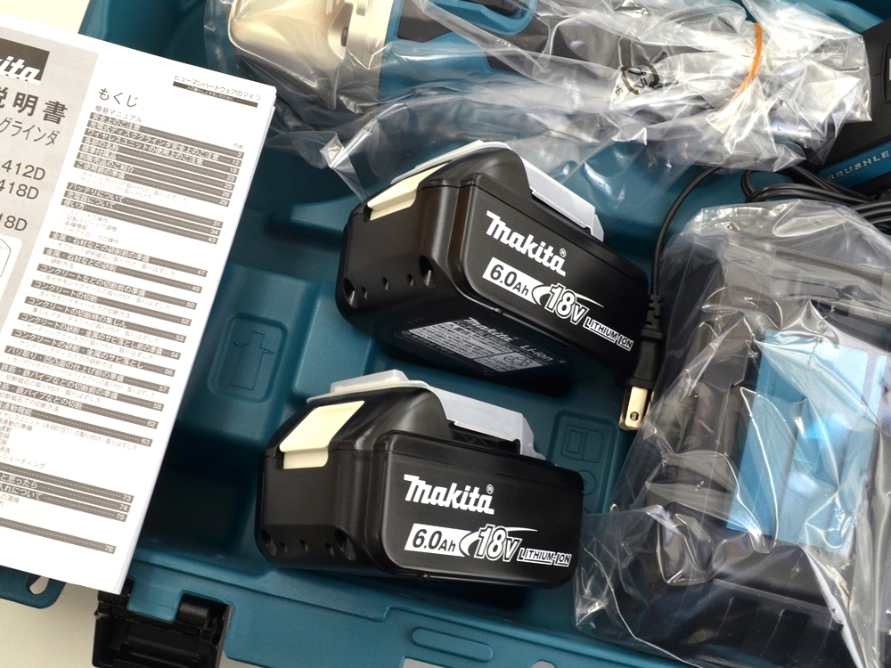 未使用 ディスクグラインダ GA412DRGX 純正バッテリ 2個 18V 6.0Ah マキタ makita 100mm 充電式 バッテリー 純正 GA412DRGX_画像3