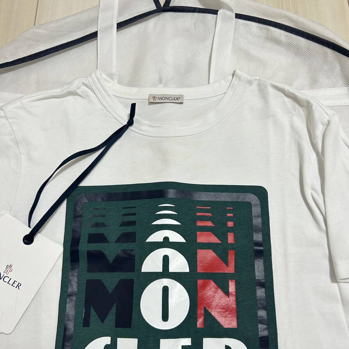 【破格最安値】MONCLER モンクレール　半袖Tシャツ　白　S