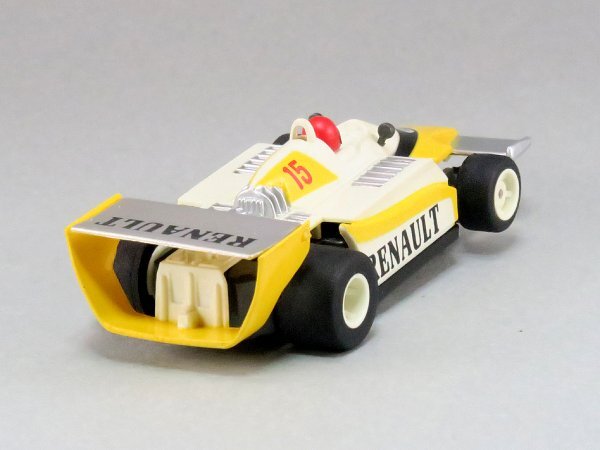 HO slot car TYCO X-15 F-1 Renault Magnum 440X2