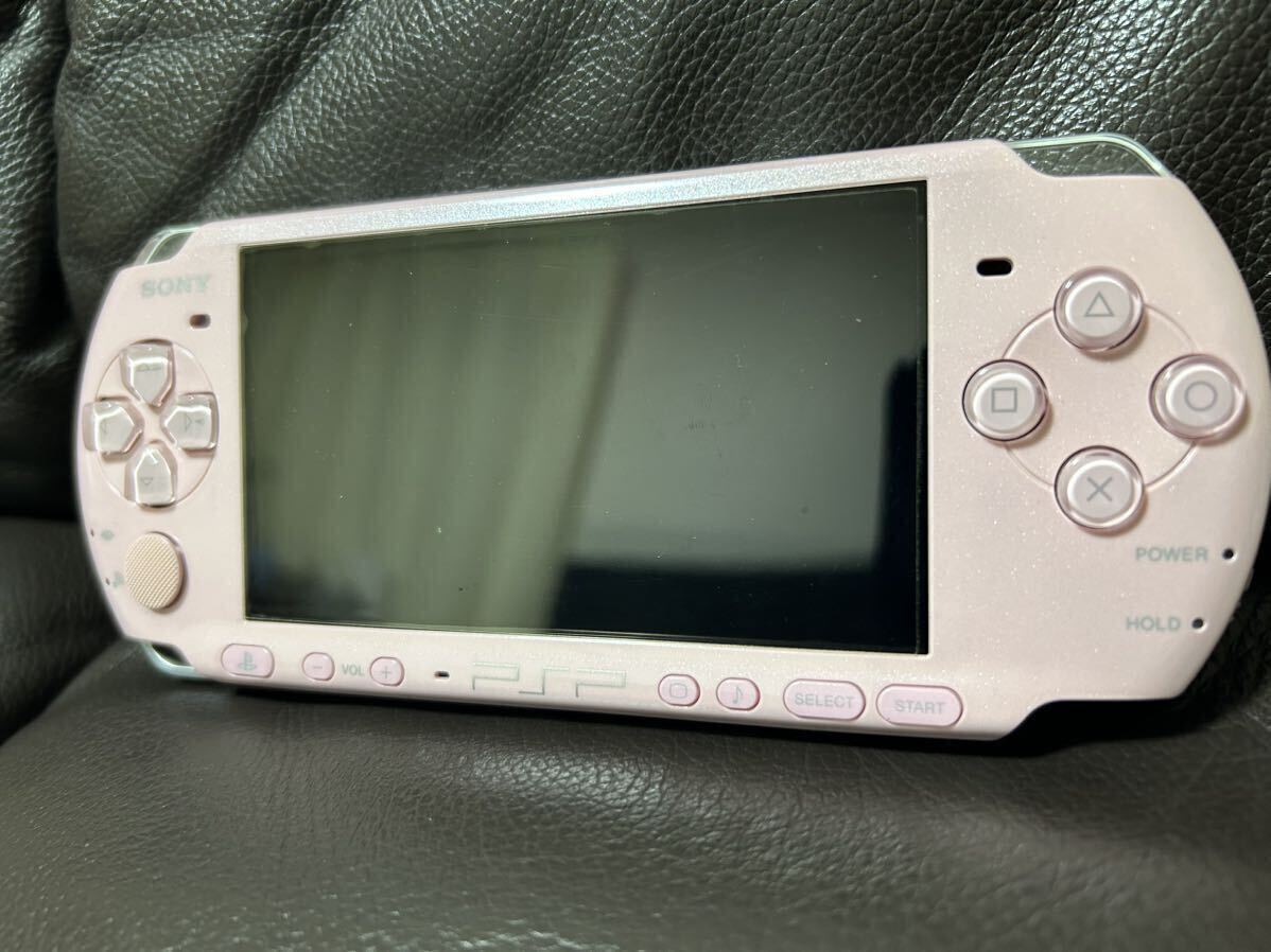 SONY PSP 3000 プレイステーションポータブル ブロッサムピンク　極美中古品　信長の野望天翔記　付き　初期化済み　動作確認済み_画像1