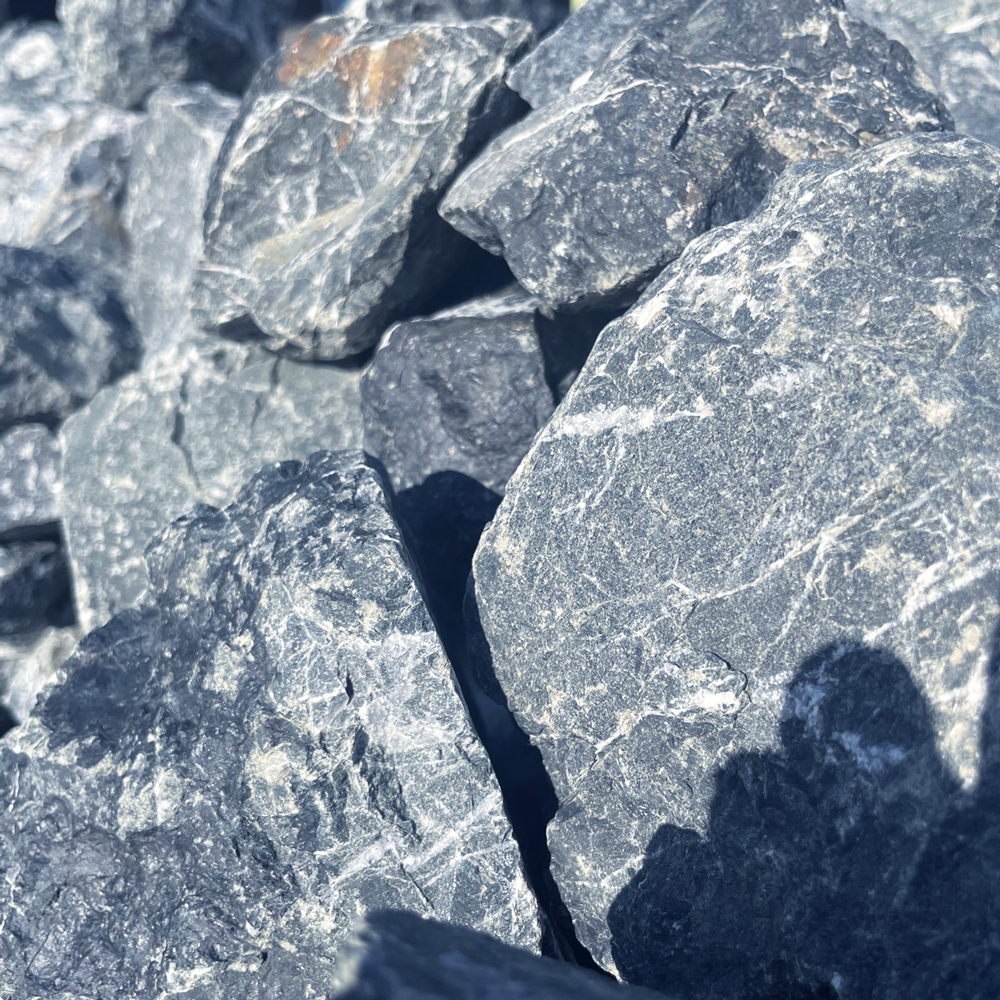 割栗石 22～25㎏ 120mm〜180mm 青砕石 ロックガーデン 庭石 ガーデニング テラリウム アクアリウム ドライガーデン 多肉植物 その2