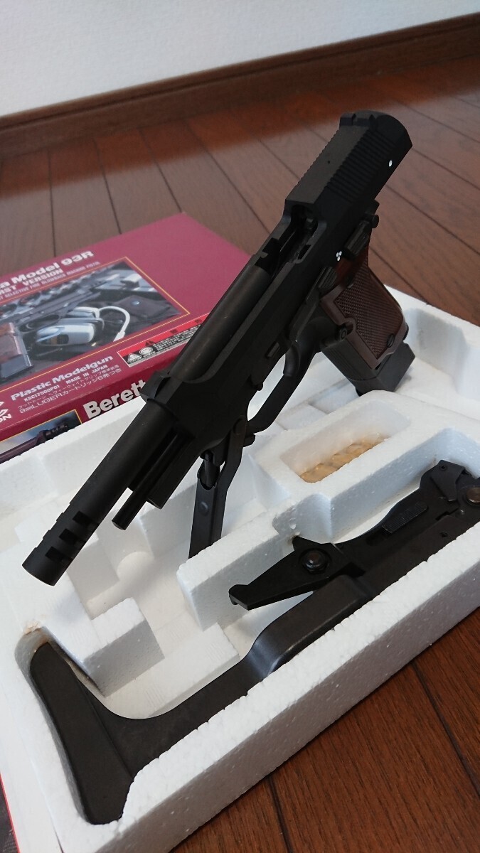 KSC ベレッタ M93R モデルガン Beretta Model 93R　フォールディングストック付属_画像2