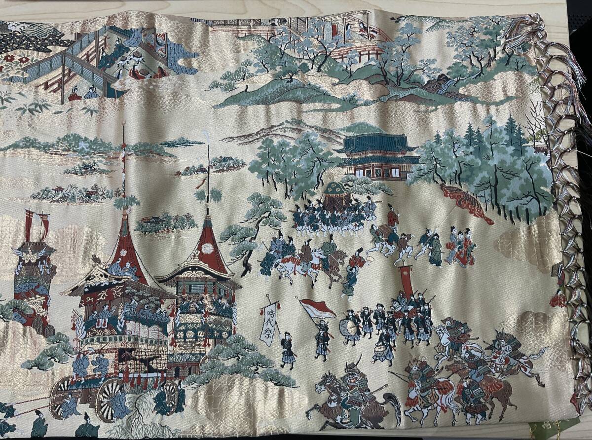 1221◆未使用 西陣織 古代葵錦 テーブルセンター 織物 和装小物 刺繍_画像3