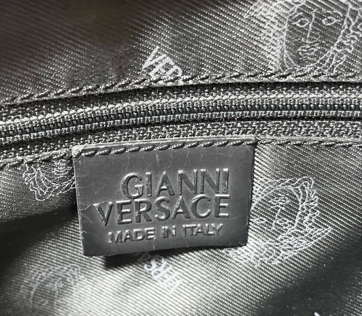  Italy made GIANNI VERSACE Gianni Versace mete.-sa chain leather handbag storage bag attaching 