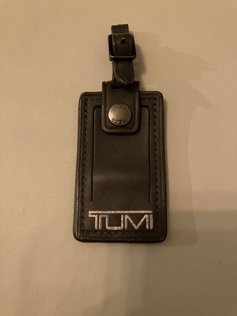 TUMI ID ラゲージタグ トゥミ ラゲッジ パスケース 本革 レザー _画像1