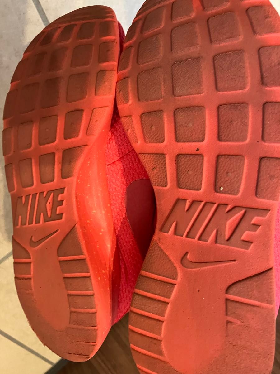 NIKE ランニングシューズ24cm