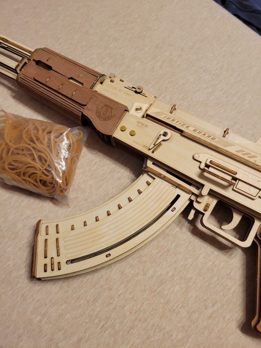 AK-47 木製　輪ゴムピストル　プラモデル　木製パズル　tiktok キグミ