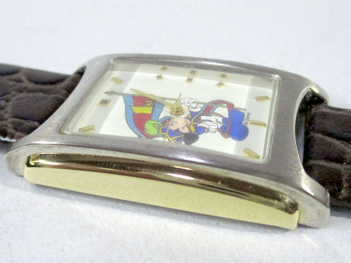 Disney★ディズニー Tokyo DisneySea 1st Anniversary ミッキー クォーツ スクエア腕時計★S9389-2の画像2