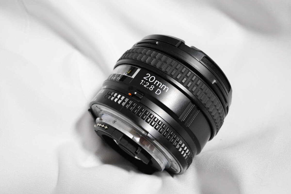 並品！　Nikon AiAF20mmF2.8D_画像4