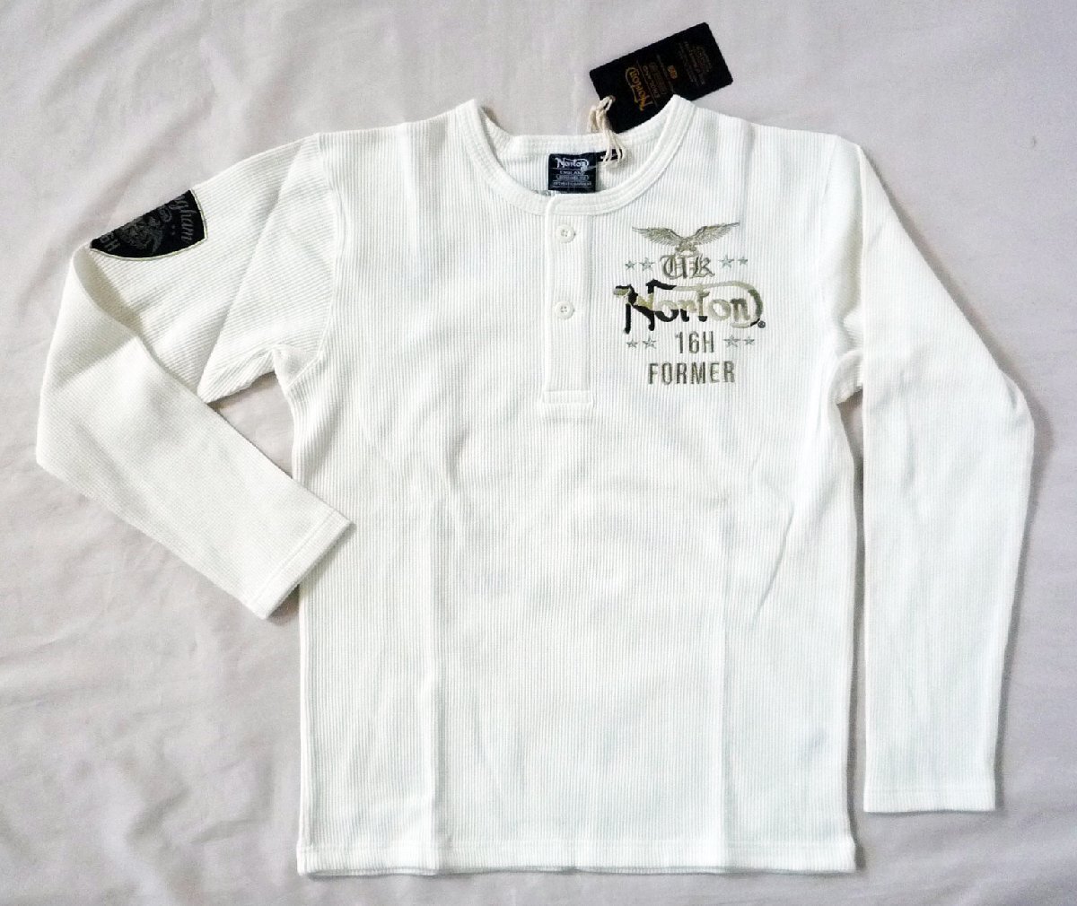 ノートン NORTON 長袖Ｔシャツ ヘンリーネック ワッフル編み 2つボタン 刺繍 Mサイズ ホワイト 白の画像1