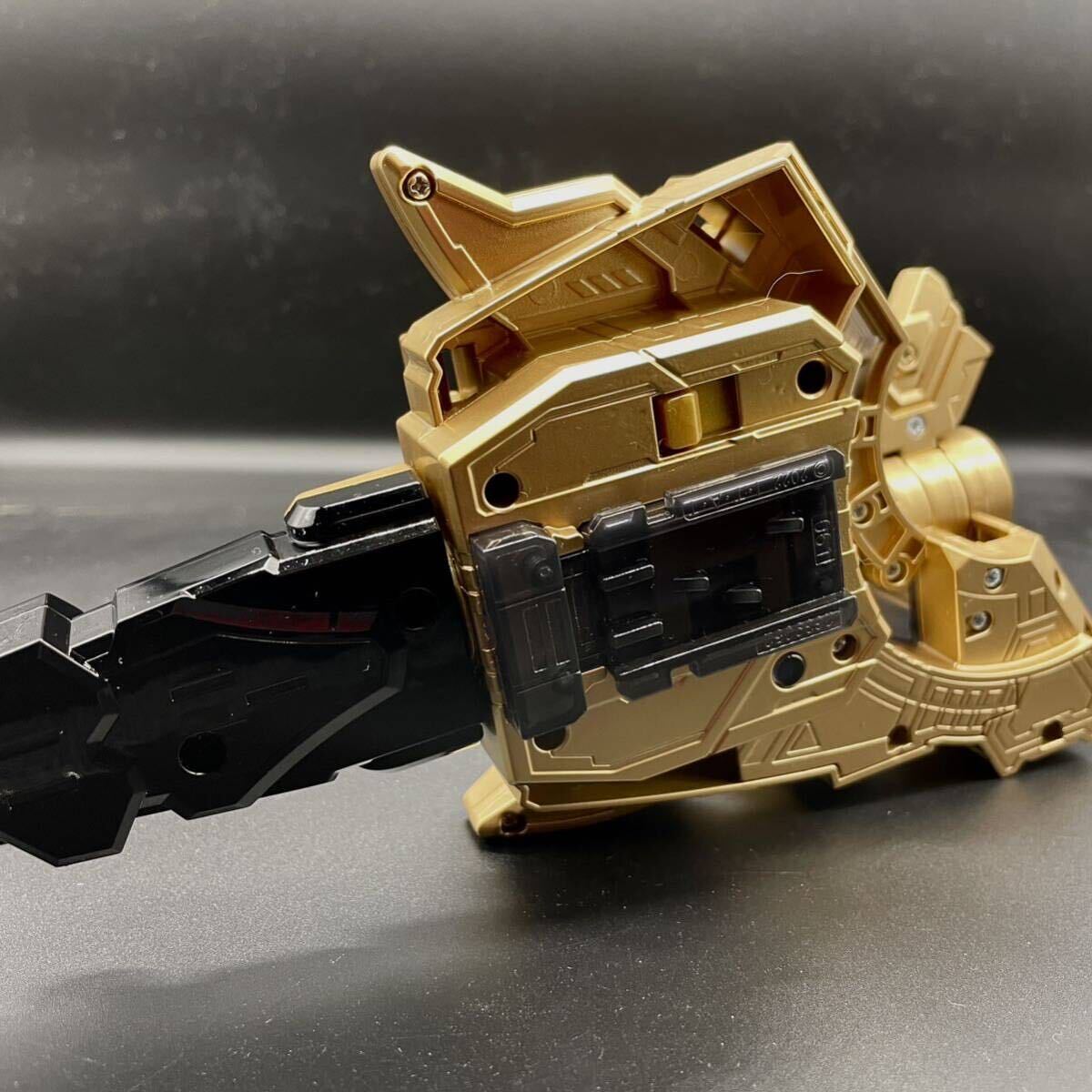 DX ドゥームズギーツ レイズバックル 塗装品 仮面ライダー DX ドゥームズギーツ レイズバックル 塗装品 仮面ライダー