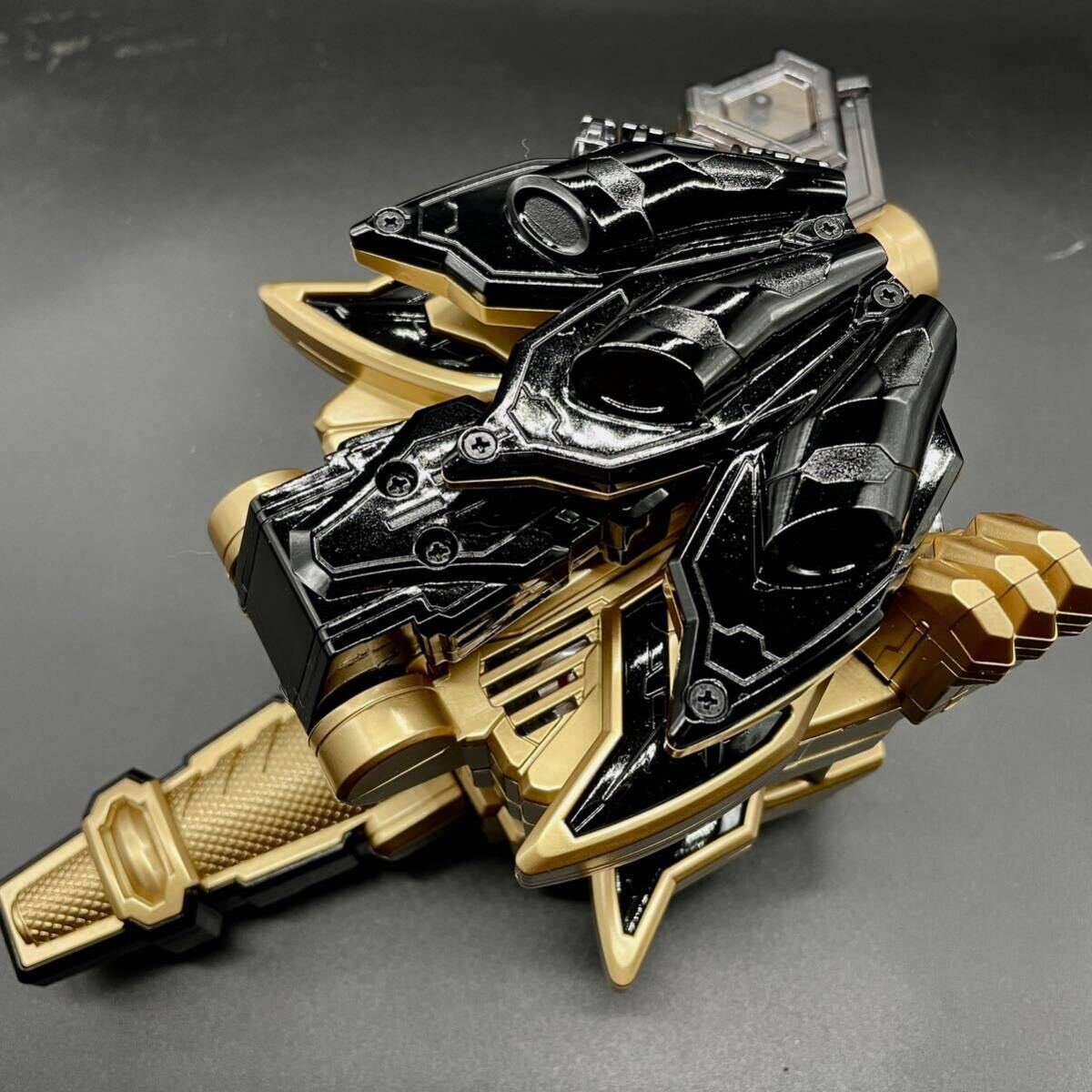 DX ドゥームズギーツ レイズバックル 塗装品 仮面ライダー DX ドゥームズギーツ レイズバックル 塗装品 仮面ライダー