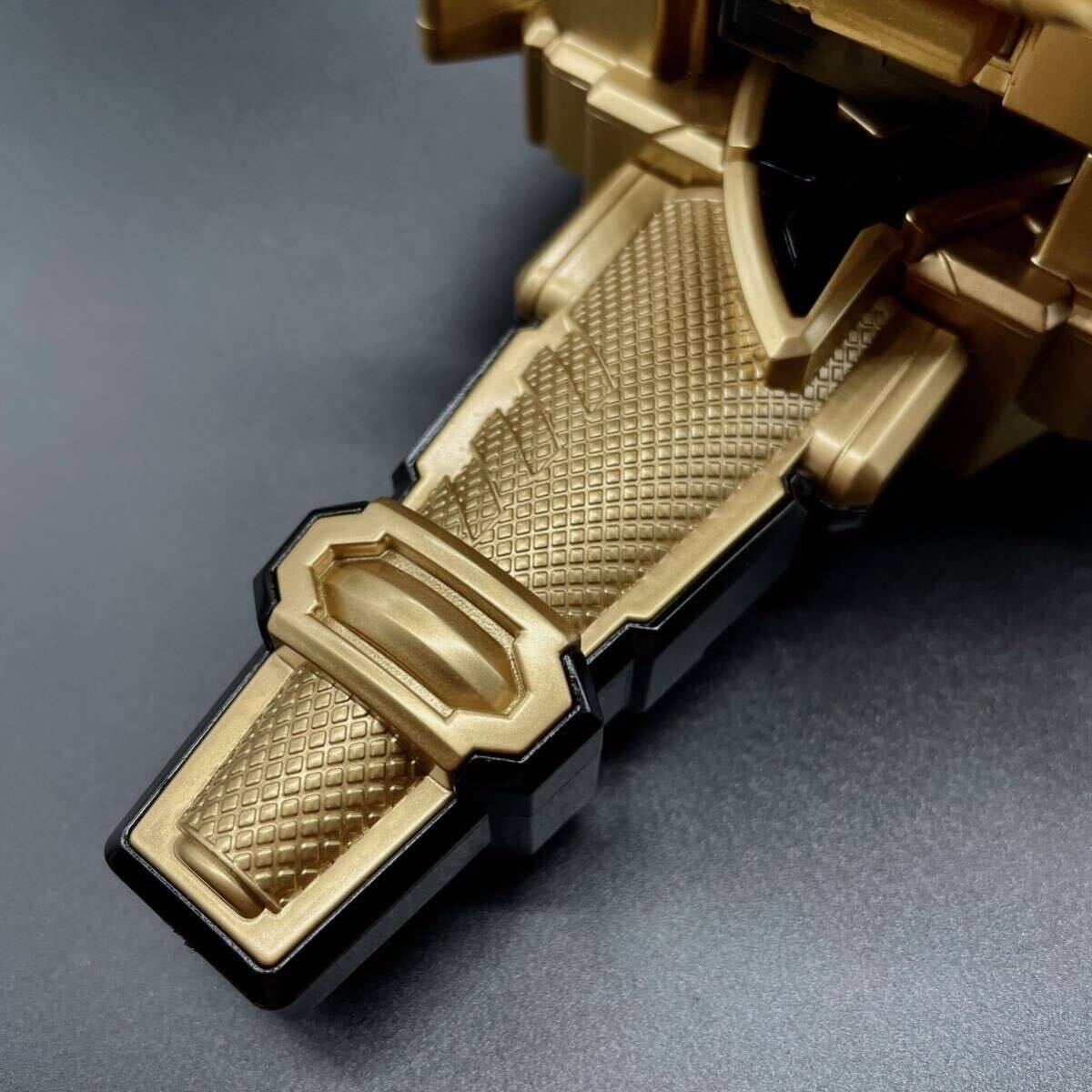 DX ドゥームズギーツ レイズバックル 塗装品 仮面ライダー DX ドゥームズギーツ レイズバックル 塗装品 仮面ライダー
