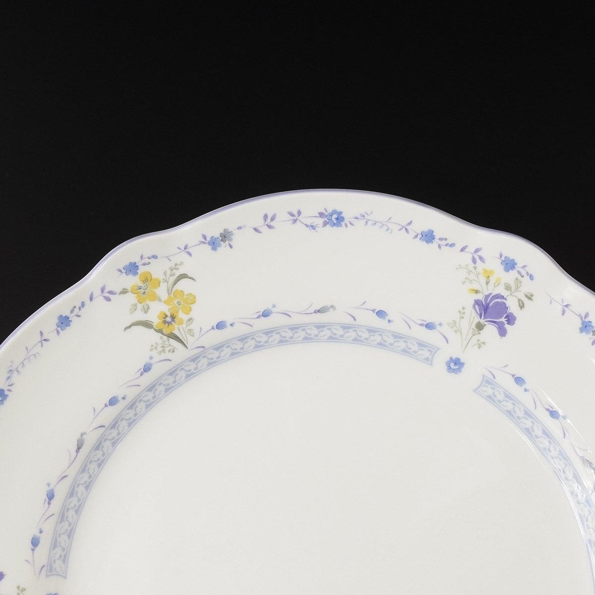 ◎472110 【SALE♪】 Noritake ノリタケ ハーブメモリー パンプレート 4枚セット 21.5cm 中皿 ケーキ皿 ミート皿_画像2