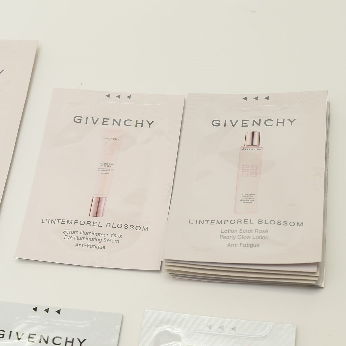 ◇508063 未使用品 GIVENCHY ジバンシィ ジバンシー サンプル一式 化粧水 乳液 ファンデーション クリーム ローションなど 20点セット_画像4