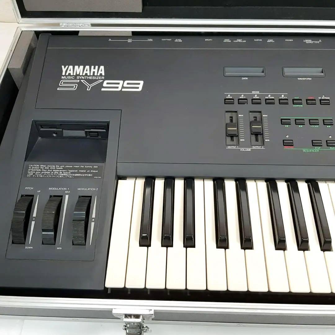 希少 YAMAHA 最高峰モデル シンセサイザー SY99 ハードケース 希少 YAMAHA 最高峰モデル シンセサイザー SY99 ハードケース