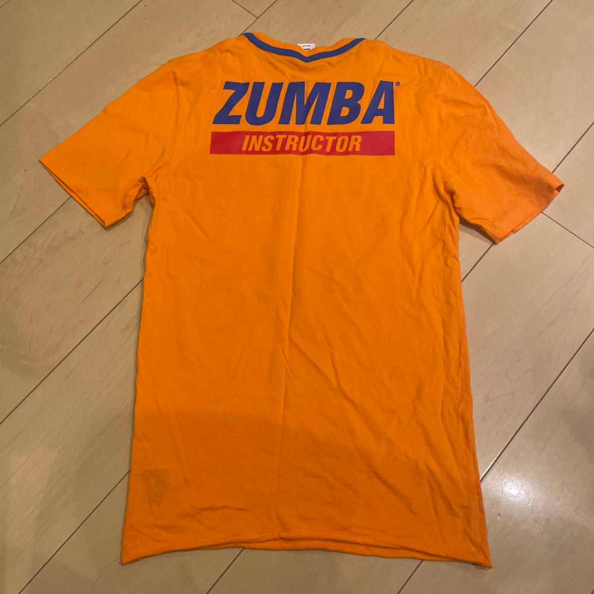 新品　ZUMBA  Tシャツ　正規品　L