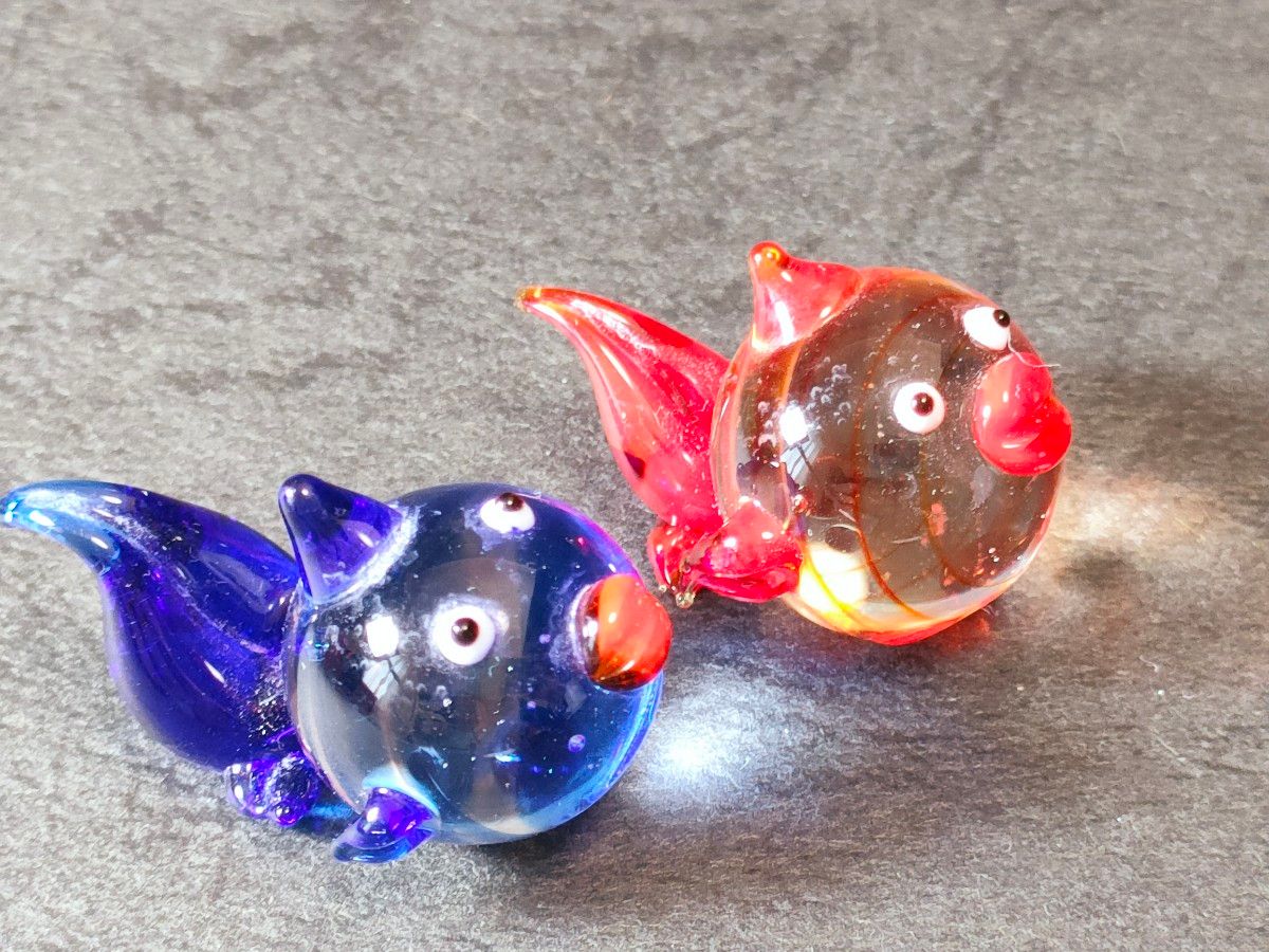 【ガラス細工】●状態良い●14㎝金魚鉢 & 金魚３匹 & ガラス砂利●