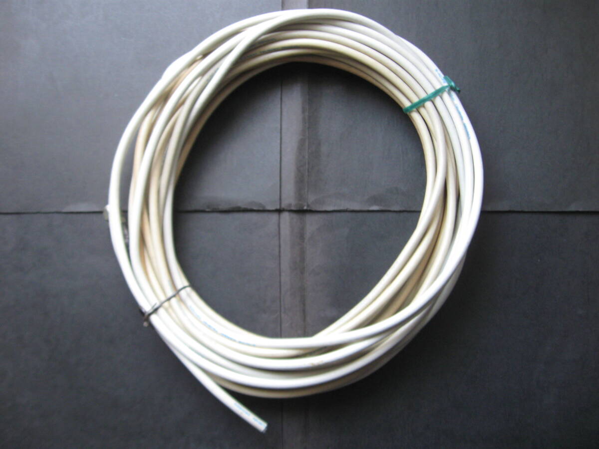 同軸ケーブル 片端コネクター付 S-4C-FB 約13.7m 関西通信電線（株）製の画像1