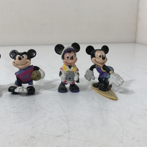 [ free shipping ] Mickey minnie figure 6 body together surfing basketball camera other AAA0001 small 4549