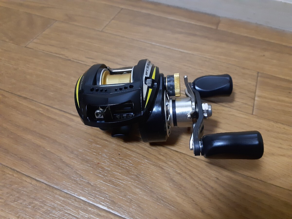 アブガルシア REVO LTZ AE74-レーシング リミテッド7-L ZPI BFC930PRO HBF ik-Combi WELDACT フロントカバー ラインガイダー 中古美品の画像2